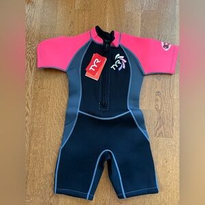 Brand New TYR Thermal Guards Swimsuit UV Kids Toddler Size 8 Black Pink